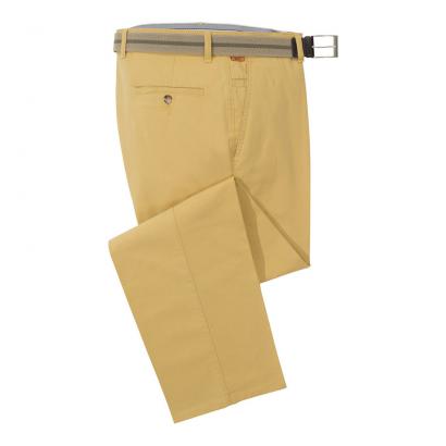 Fleckenabweisende Reisehose