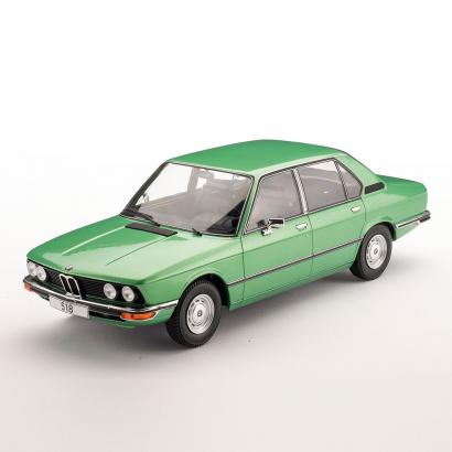 BMW 518