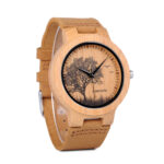 Aparte Uhr aus Bambus mit Naturmotiv, Lederarmband