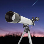 Teleskop, Blende 50mm, Brennweite 600mm, mit Dreibein-Stativ, H 125 cm