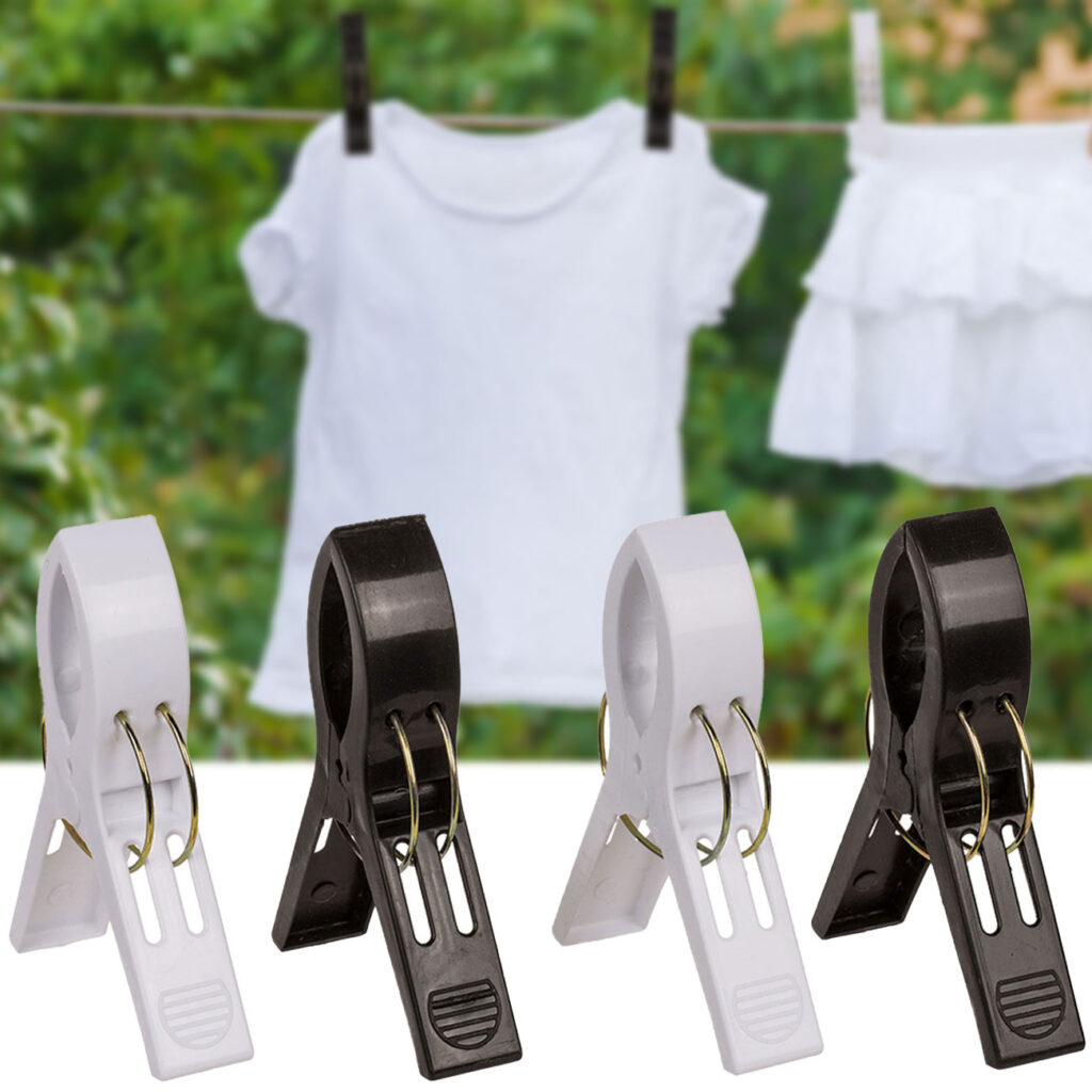 Wäscheklammern, gross, 4er-Set für Badehandtücher, schwarz/weiss Wäscheklammern, gross, 4er-Set für Badehandtücher, schwarz/weiss