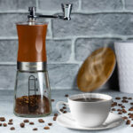 Manuelle Kaffeemühle für 8 Portionen Kaffee, Ø6,5 x 18,5 cm