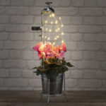 Gartendeko Wasserhahn mit LED-Solar Lichterkette, 30 warmweisse LEDs, inkl. Blumentopf