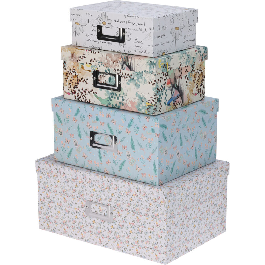 Geschenk- und Aufbewahrungsboxen, 4 Stück in verschiedenen Grössen und Mustern Geschenk- und Aufbewahrungsboxen, 4 Stück in verschiedenen Grössen und Mustern