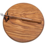 Rundes Holzbrett mit Maus und Messer, 22 cm, Olivenholz
