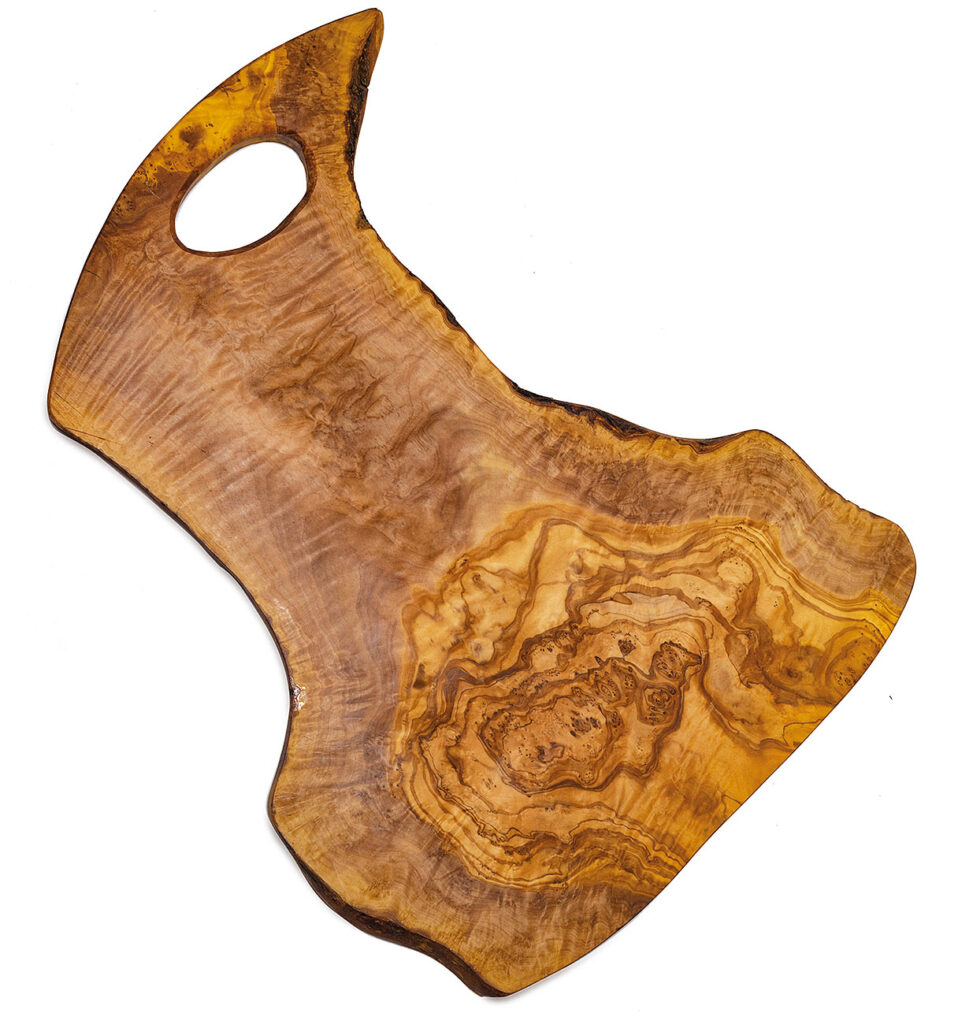 Grosses Schneidebrett, unregelmässige Form, Olivenholz Grosses Schneidebrett, unregelmässige Form, Olivenholz