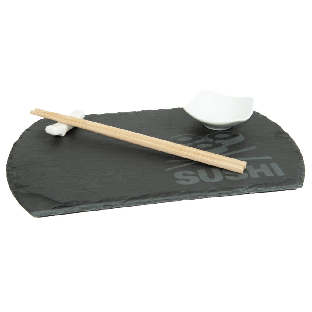 Sushi-Platte aus Schiefer, Essstäbchen aus Bambus, Stäbchenhalter und Schüssel Sushi-Platte aus Schiefer, Essstäbchen aus Bambus, Stäbchenhalter und Schüssel