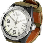 Wasserdichte Sport-Armbanduhr (10 atm)