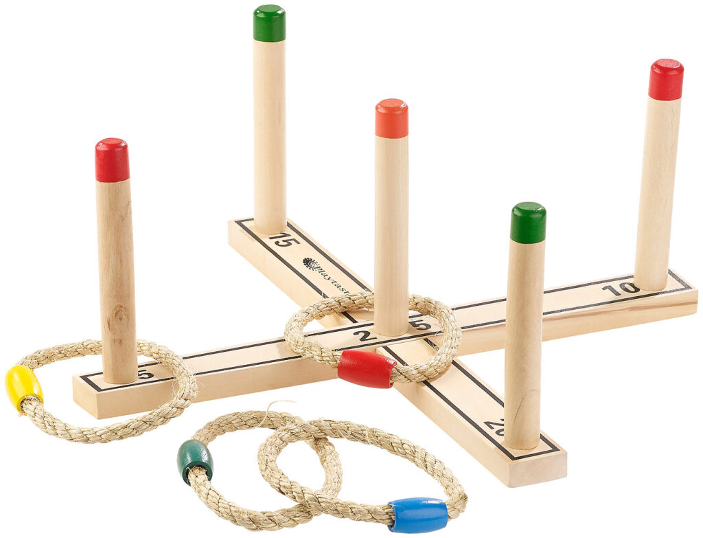 Outdoor-Ringwurfspiel aus Holz mit 4 Wurfringen, 37 cm Outdoor-Ringwurfspiel aus Holz mit 4 Wurfringen, 37 cm