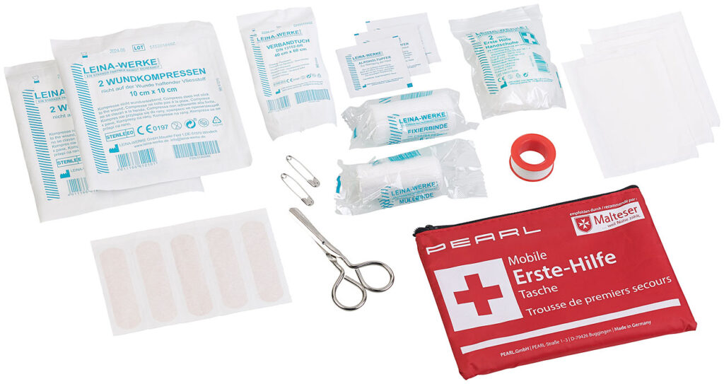 Mobile Erste-Hilfe-Tasche, wasserabweisend, 24-teilig Mobile Erste-Hilfe-Tasche, wasserabweisend, 24-teilig