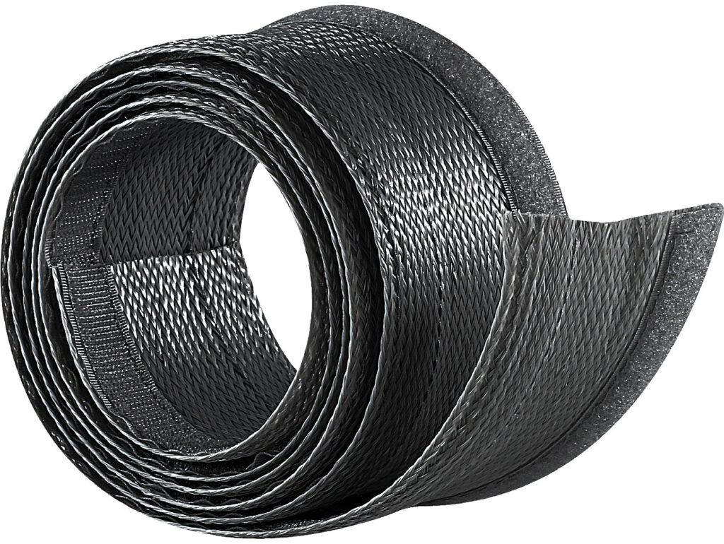 Flexibler schwarzer 1,8m Kabelschlauch mit praktischem Klettverschluss Flexibler schwarzer 1,8m Kabelschlauch mit praktischem Klettverschluss