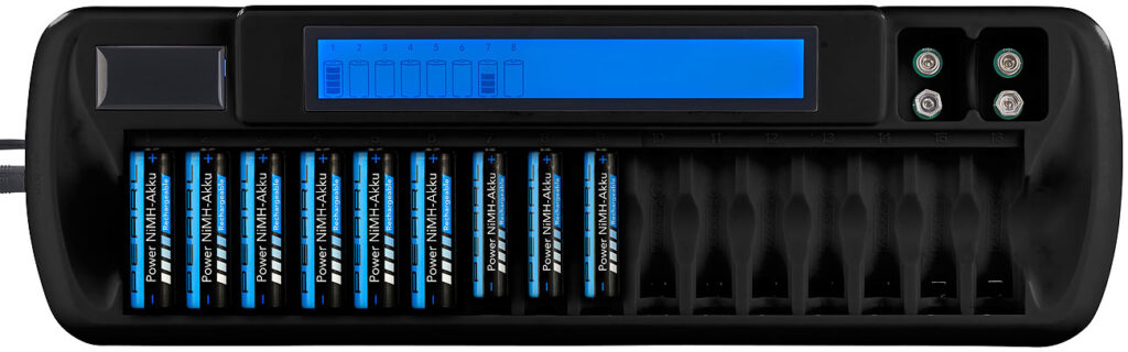 Ladegerät für 16 AA(A)-Akkus und 2 9-Volt-Blöcke, LCD-Display Ladegerät für 16 AA(A)-Akkus und 2 9-Volt-Blöcke, LCD-Display