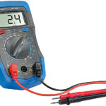 Digitales Multimeter „HP-33D“ mit Data-Hold, Stossschutz und Messkabeln
