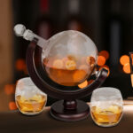 Getränkespender Weltkugel mit 2 Gläsern