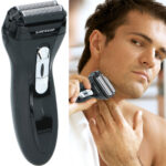 Elektrischer Akku-Rasierer für Herren mit Zweifach-Scherkopf