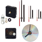 Quarz-Uhrwerk, mit 3 x 3 Zeigersätzen, mit Schleichsekunde