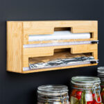 Praktischer Folienspender aus Bambus für 2 Rollen inkl. Folienschneider