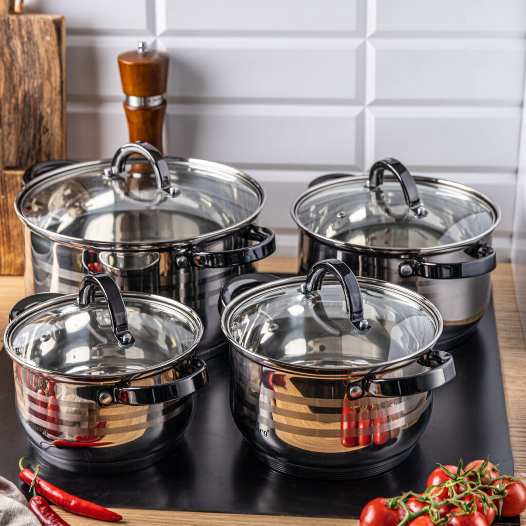 Kochtopf-Set aus Edelstahl mit Glasdeckeln, 4-teilig, Ø16/18/20/24cm