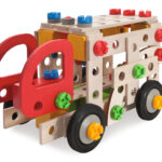 155-teiliges Feuerwehrauto, Krankenwagen oder Polizeiauto aus Buchenholz 155-teiliges Feuerwehrauto, Krankenwagen oder Polizeiauto aus Buchenholz