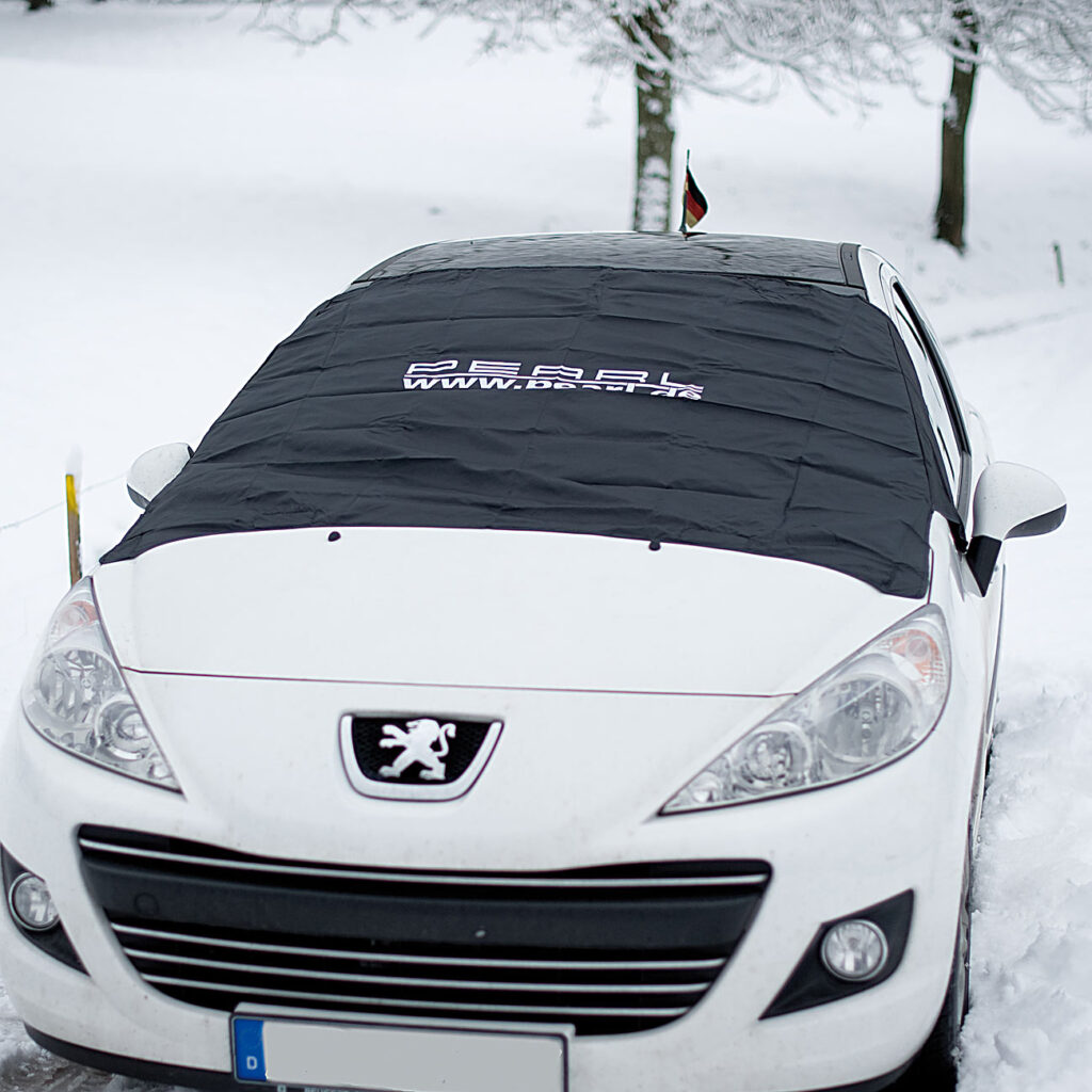 Fest sitzende Anti-Eis-Scheibenfolie mit Magnet-Fixierung