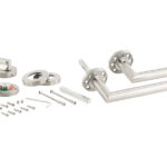 Edelstahl-Türbeschlag, 2 Türklinken & Rosetten-Garnitur, für Bad & WC