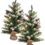 2er-Set Deko-Weihnachtsbäume mit 30 LEDs, Zapfen & Eibenbeeren, 60 cm