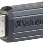 PinStripe 32GB USB-Speicherstick (USB 2.0), schwarz