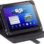 Universal Schutzhülle mit Aufsteller für Tablet-PCs bis 15 x 20 cm