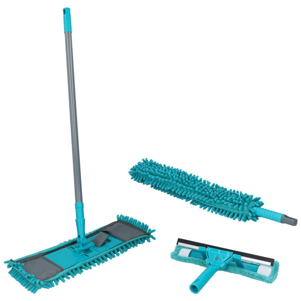 7-teiliges Reinigungsset aus Wischmopp, Staubwedel, Abzieher und diverse Aufsätze