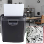 Aktenvernichter mit Streifenschnitt für A4-Papier und Kreditkarten