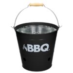 Grilleimer aus Metall mit Aufdruck, Campinggrill mit Henkel, schwarz, 26,5 x 25 cm Grilleimer aus Metall mit Aufdruck, Campinggrill mit Henkel, schwarz, 26,5 x 25 cm