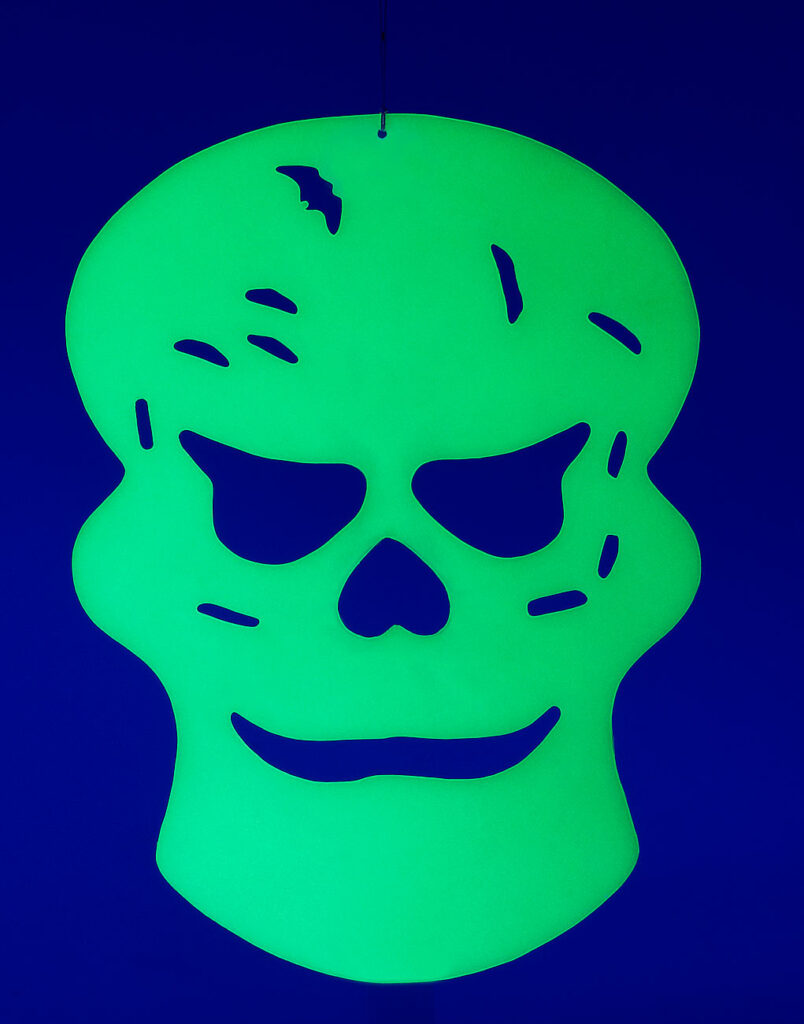 Glow-in-the-dark Halloween-Fensterdeko Totenkopf, 26 x 19 cm