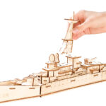 3D-Bausatz Zerstörer aus Holz, 83-teilig