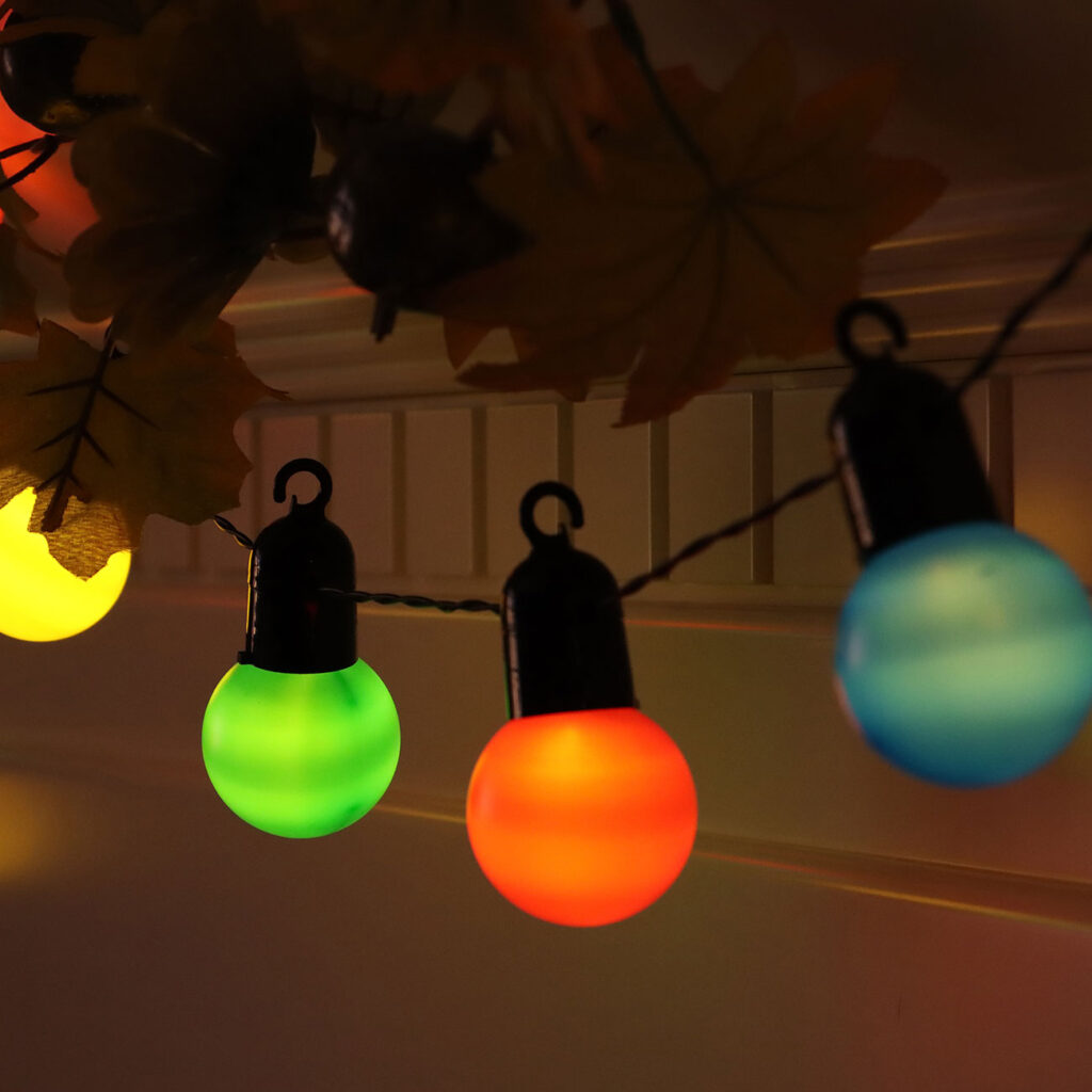 4-farbige LED-Lichterkette mit 20 Glühbirnen, ca. 4 m, IP44