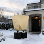 XXL Pflanzenabdeckungen als Winterschutz 240 x 200 cm XXL Pflanzenabdeckungen als Winterschutz 240 x 200 cm