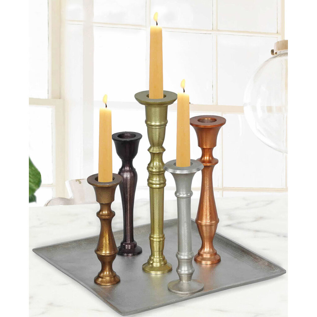 Kerzenständer aus Aluminium für 5 Kerzen, 22,5 x 22,5 x 23 cm