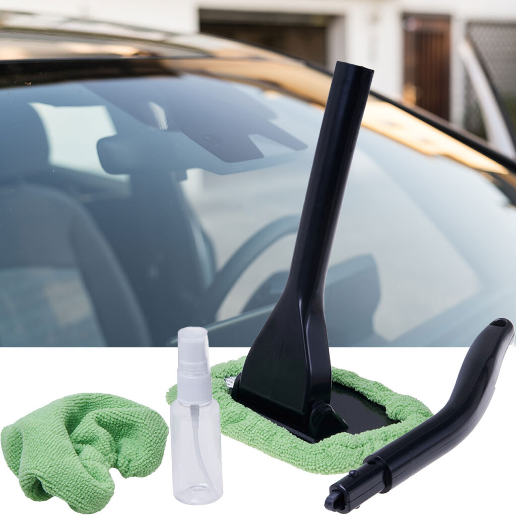 Reinigungs-Set für Windschutzscheiben, inkl. Sprühflasche und 2 Bezüge