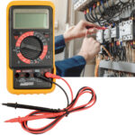 Digital-Multimeter mit Datenspeicher