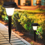 Gartenlampe mit Erdspiess, 4 Stück, 16 x 16 x 45 cm Gartenlampe mit Erdspiess, 4 Stück, 16 x 16 x 45 cm