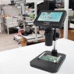 Digitales Mikroskop Pro, 4,3 Zoll-Display, 50x, PC-Anschluss, Akku, 8 LEDs