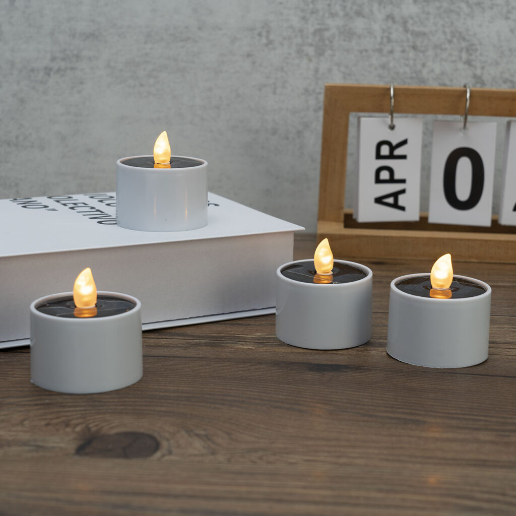 8er-Set LED-Teelichter, solarbetrieben, inkl. Dämmerungs-Sensor, IP44, weiss