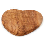 Holz-Brett in Herzform, 20 x 21 x 2 cm, Olivenholz