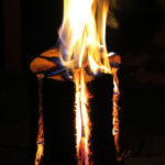 Schwedenfeuer, Finnenfackel – Baumfackel für den Garten, 12 x 18 cm