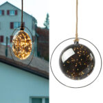 Flache Hängekugel-Deko, LED beleuchtet, Weihnachtsdeko zum Aufhängen, grau, Ø 18 cm