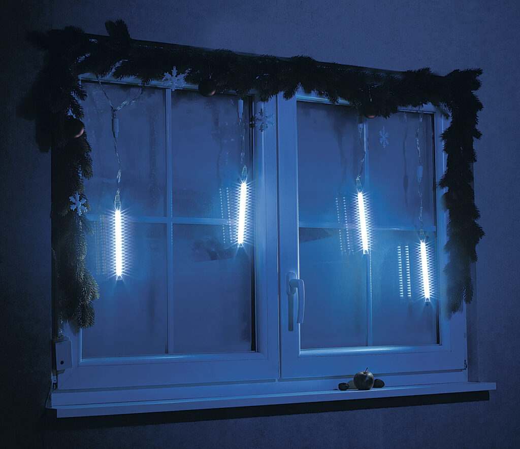 LED-Leuchtstäbe mit Schneefall-Effekt für innen & aussen