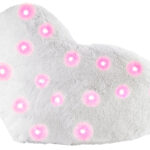 Deko-Webpelz-Kissen in Herz-Form mit roten LEDs